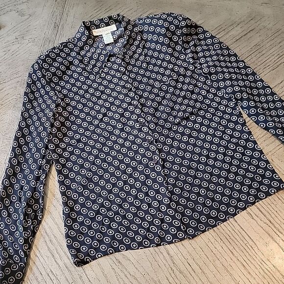 Jones New York size 6 Button down shirt with shoulder pads New and Classic! - Picture 1 of 12